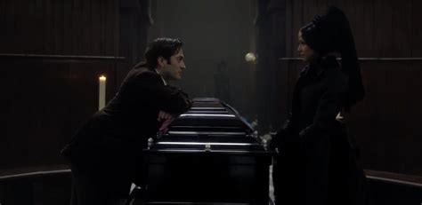 Carnival Row: Season 1, Episode 6 .